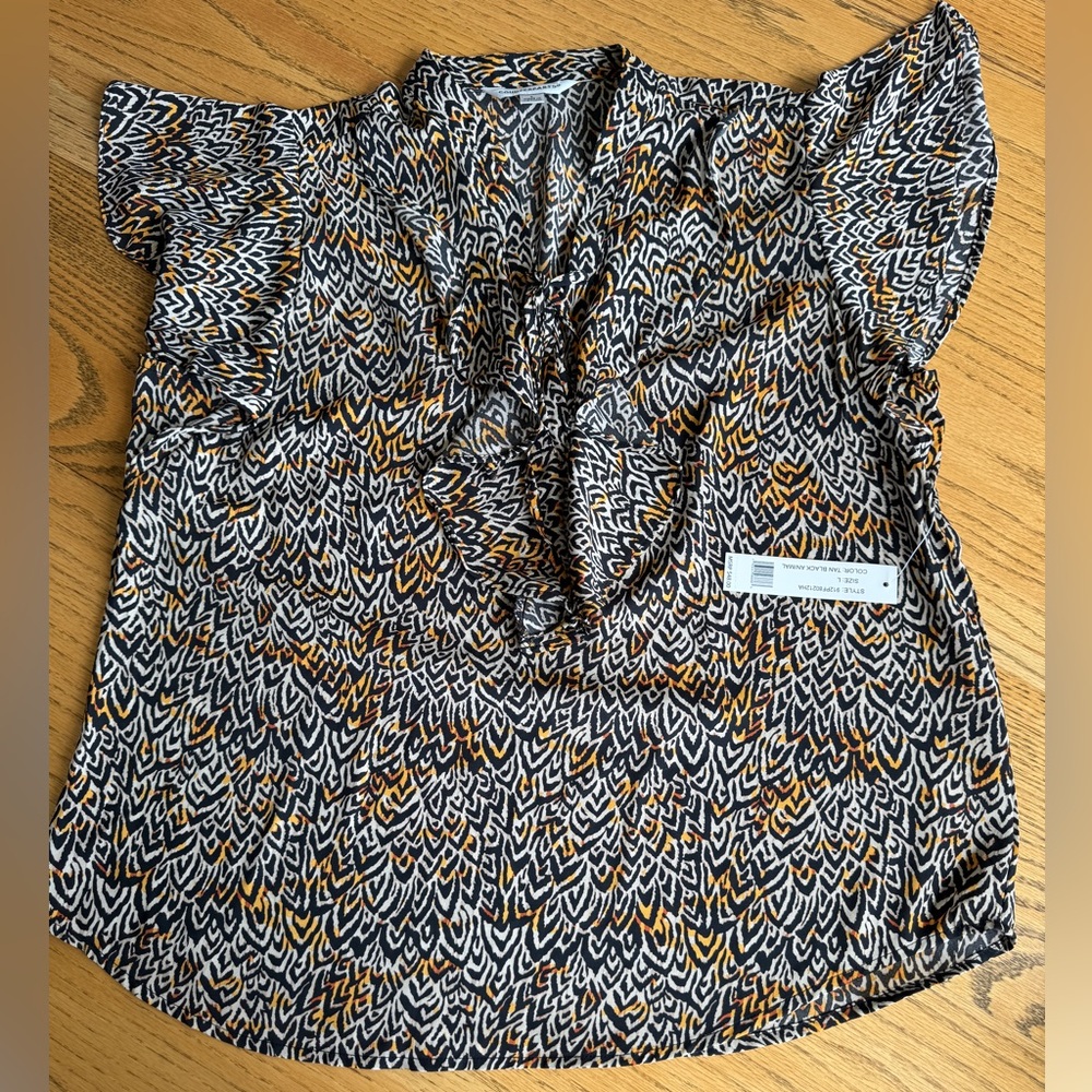 Counterparts Women's Large Short Sleeve Black Tan Animal Print Blouse NWT